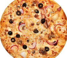 Пицца Дары моря с соусом том ям макси