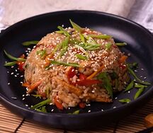 Вок с рисом и курицей