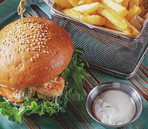 Бургер с креветками