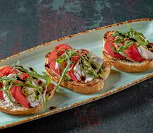 Брускетты капрезе