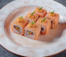 Кемури спайси с обожжёным лососем