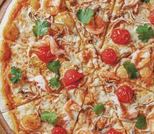 Пицца с креветками том ям