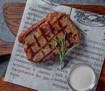 Стейк Нью-Йорк из мраморной говядины