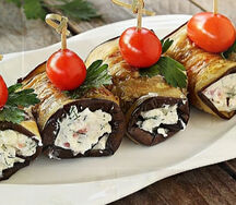 Баклажаны фаршированные сыром