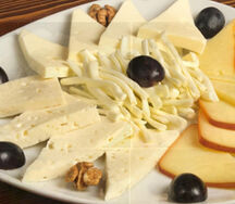 Ассорти из кавказских сыров