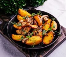 Запечённый картофель с грибами 
