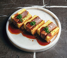 Сендвич с говядиной Black Angus