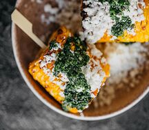 Кукуруза, пармезан, брынза, соус чимичурри