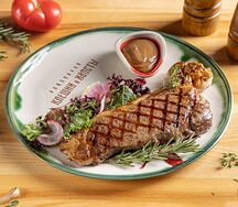 Стейк из мраморной говядины