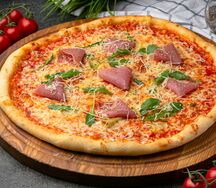 Пицца с пармской ветчиной и артишоками