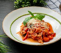 Паста острая с курицей
