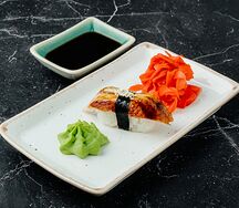 Суши с угрем