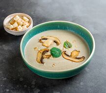 Крем-суп грибной с гренками