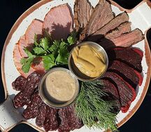 Ассорти мясное кавказское