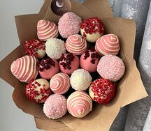 Букет из клубники в шоколаде Розовые мечты S