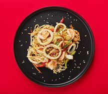 Удон с морепродуктами