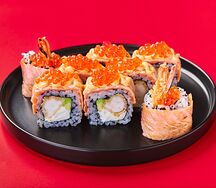 Опаленный ролл с креветками темпура