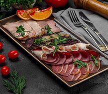 Ассорти мясное