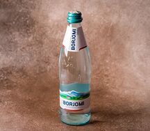 Газированная вода Borjomi 