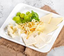 Ассорти кавказских сыров