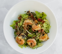 Салат с креветками и ростками