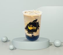 Чёрный чай с молоком 