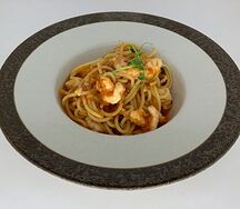 Спагетти с креветками в соусе пронто