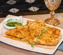 Сулугуни в лаваше