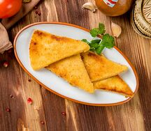 Сыр сулугуни жареный