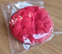 Кукис с белым шоколадом и вишней