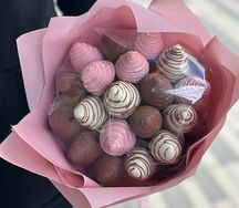 Букет из клубники в шоколаде №3