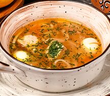 Суп из домашней курицы с лапшой