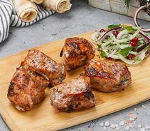 Шашлык из cвинoй шейки
