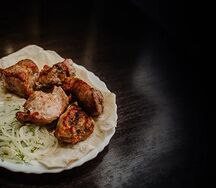 Шашлык из cвинoй шейки