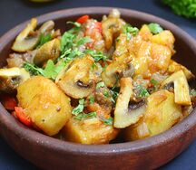 Жаркое по-грузински с говядиной и грибами
