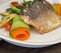 Якутский омуль с овощами альденте