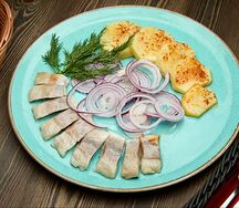 Селедка с картофелем