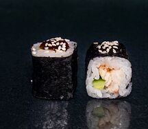 Ролл с угрем