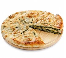 Осетинский пирог с сыром и шпинатом