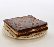 Торт Карамельно-ореховый