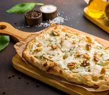 Пицца Груша и горгонзола