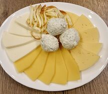 Сырная тарелка