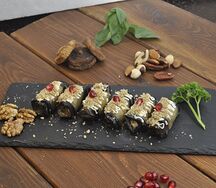 Рулеты из баклажанов с сыром креметте