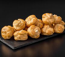 Профитроли с кремом из варёной сгущенки