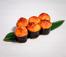 Запеченный ролл с тунцом