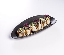 Ролл с чукой и креветкой