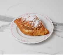 Круассан с яблоками