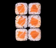 Мини-ролл с лососем