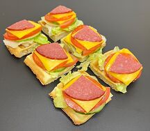 Сырные вафли с колбасой и пепперони