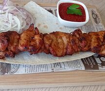 Шашлык из куриных бедер  
